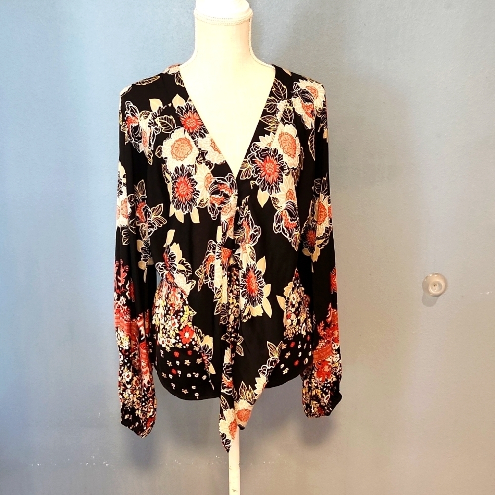 Free People run free floral ruched ruffled long sleeve Ballon sleeves bl…